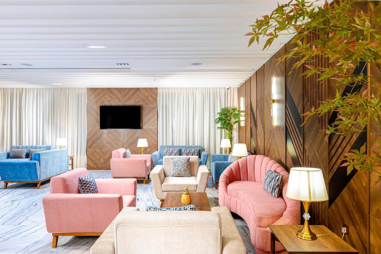 Seven Gardens Hotel Рияд Екстериор снимка