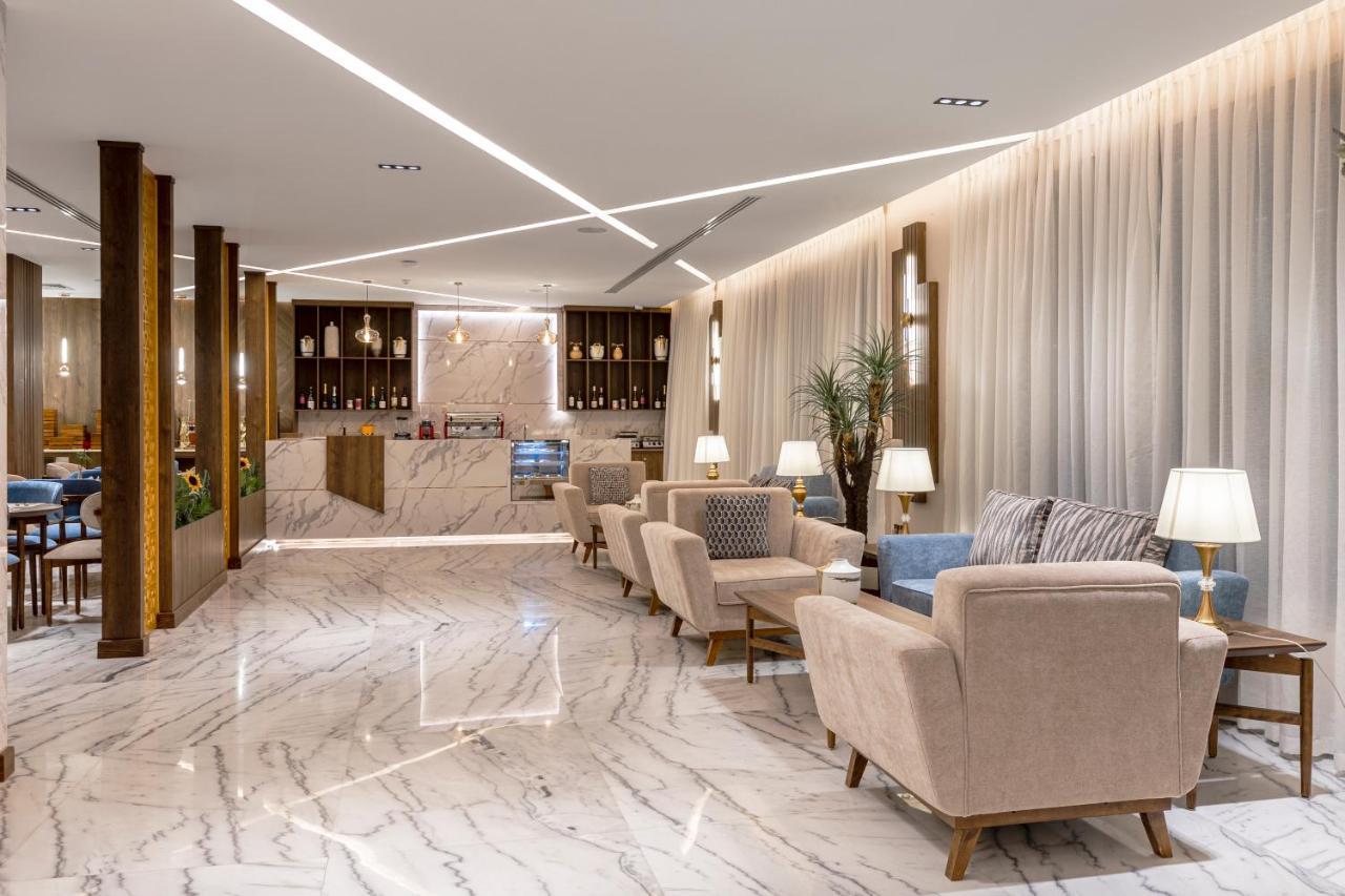 Seven Gardens Hotel Рияд Екстериор снимка