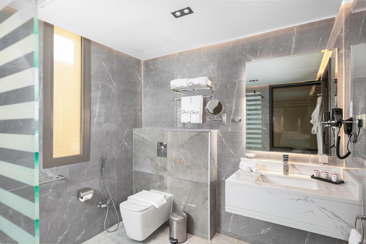 Seven Gardens Hotel Рияд Екстериор снимка